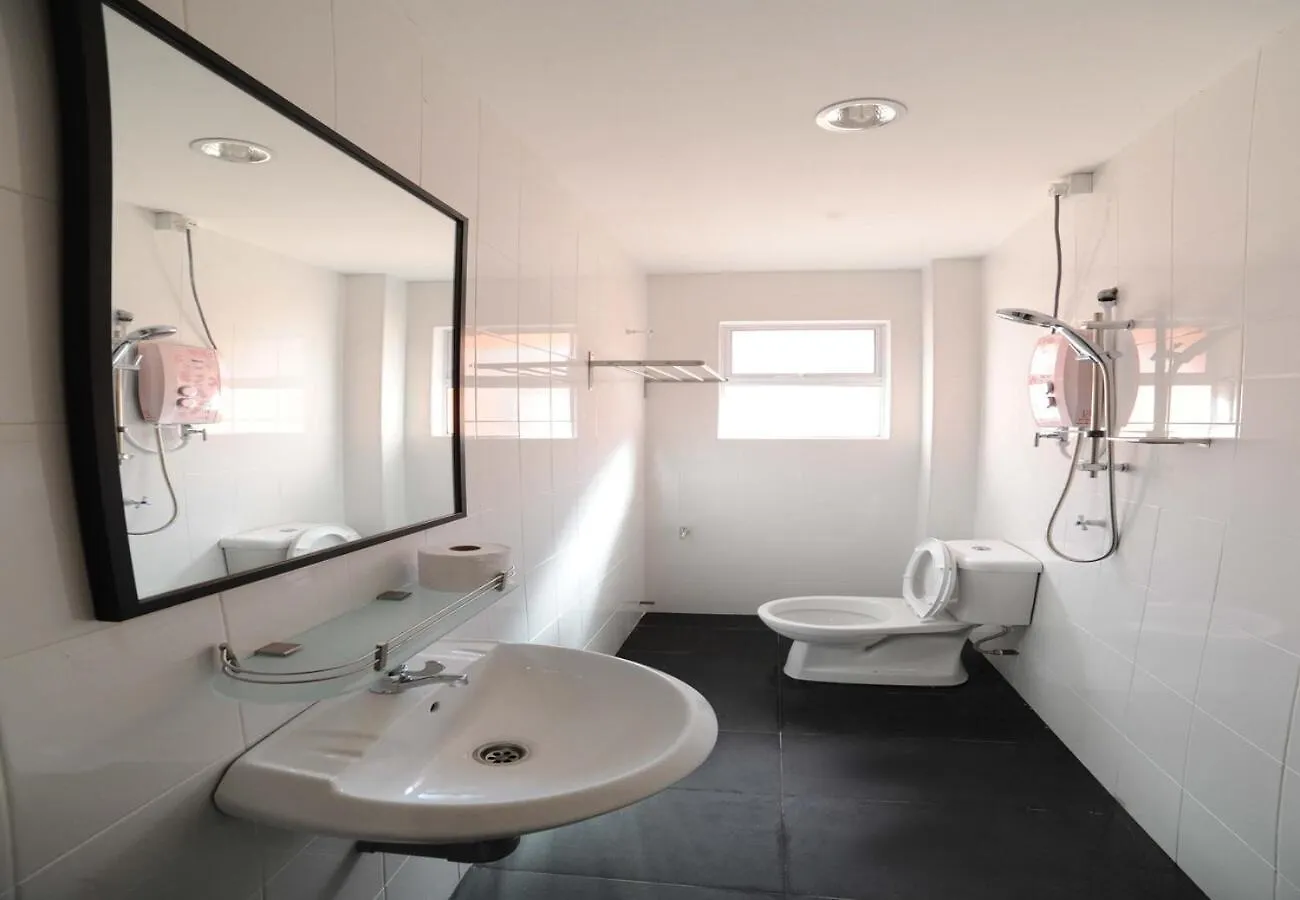 Jq Osborne Apartment 怡保 3*,
